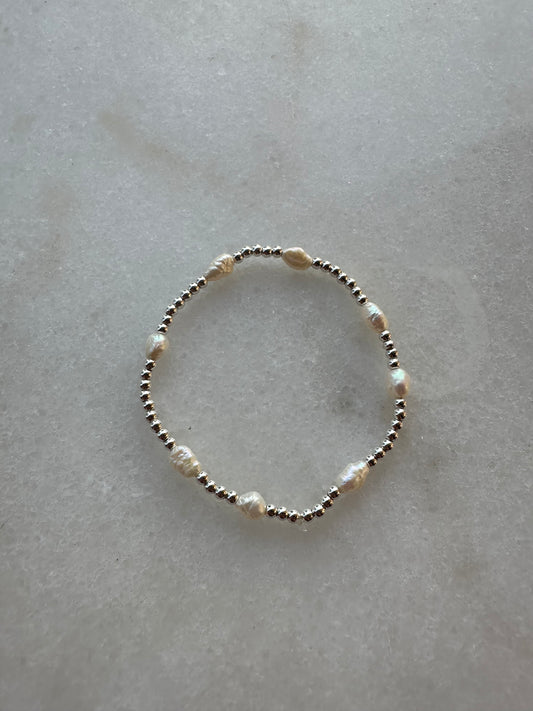Silver and pearl bracelet